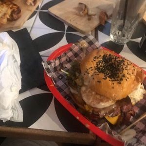 Meet your Posher, Thomas